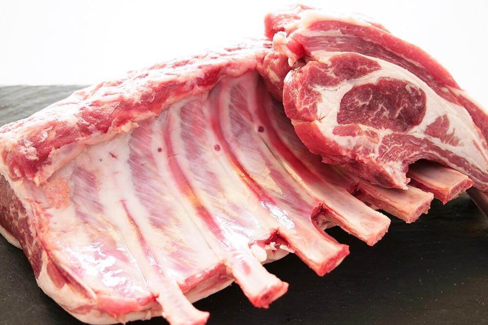 【塊肉】プレミアムグラスフェッドラム フレンチラック（約0.8kg～1.2㎏）